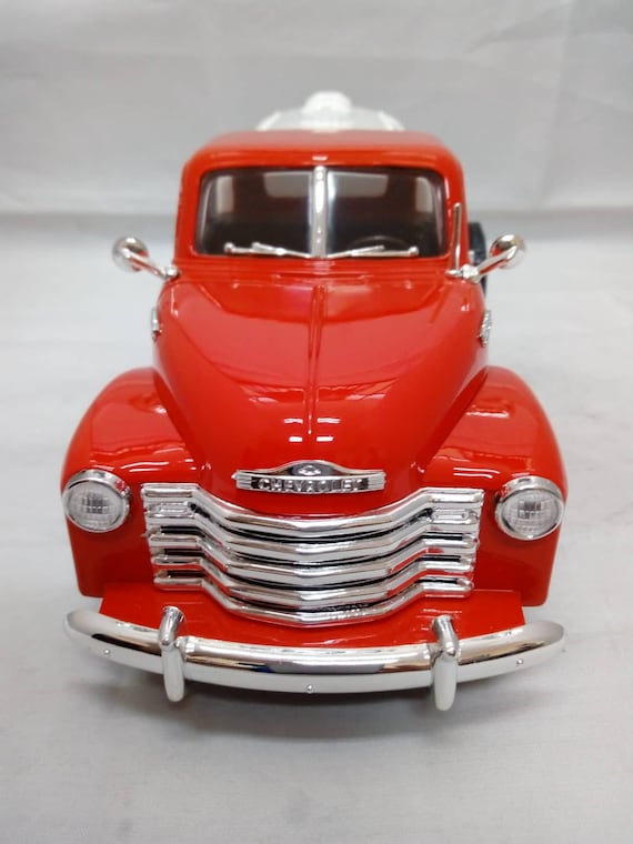 1/18 ミラ 1953 シボレー ピックアップ レッド - Etsy 日本
