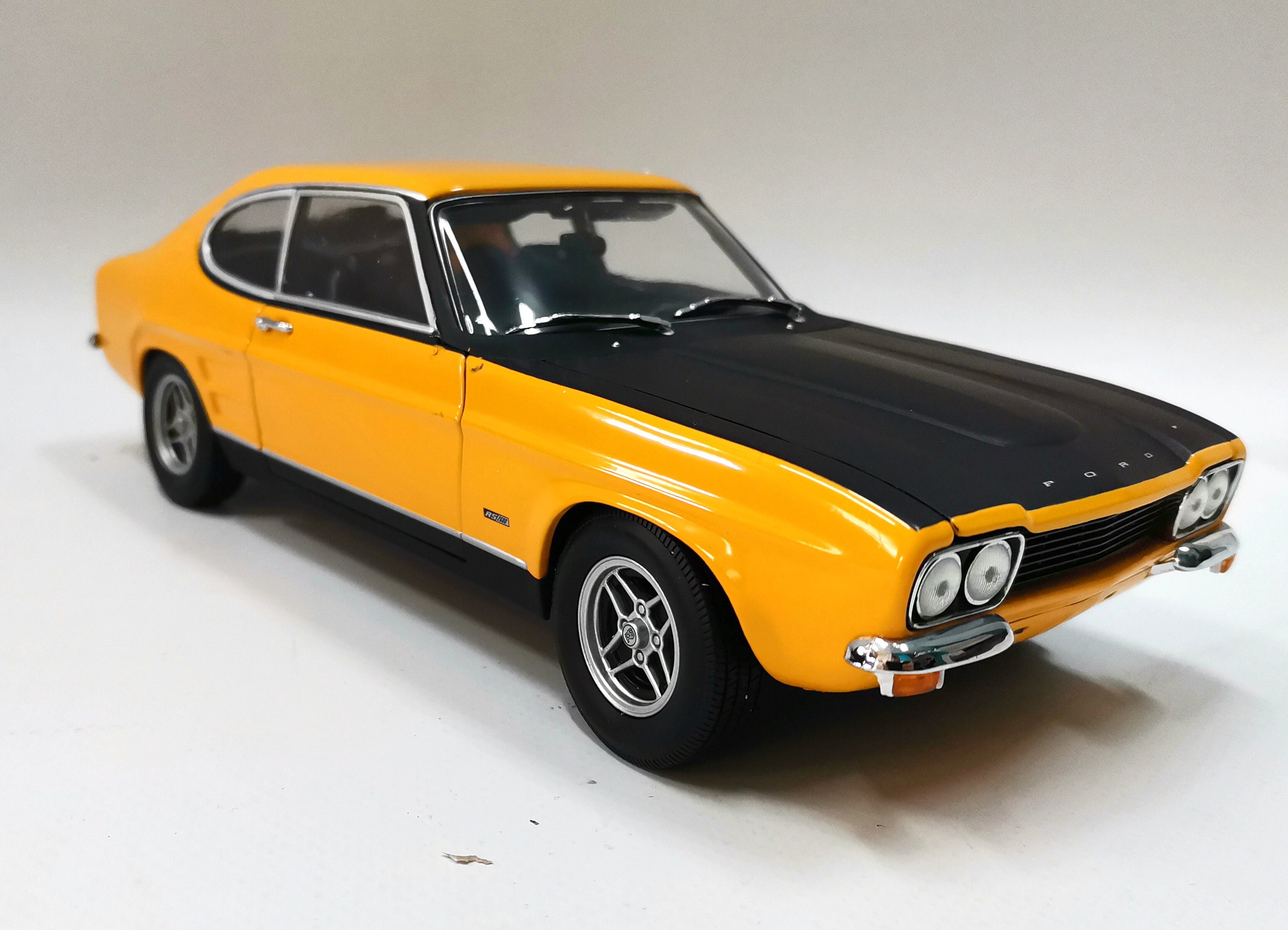 issei1966さん専用 MINICHAMPS 1/18 フォード Capri Minichamps Ford Capri Ford Capri Minichamps 18