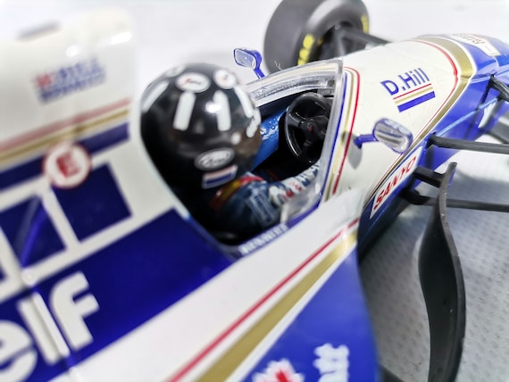 ミニチャンプス ウィリアムズ ルノー FW16 A.セナ D.ヒル 1/18