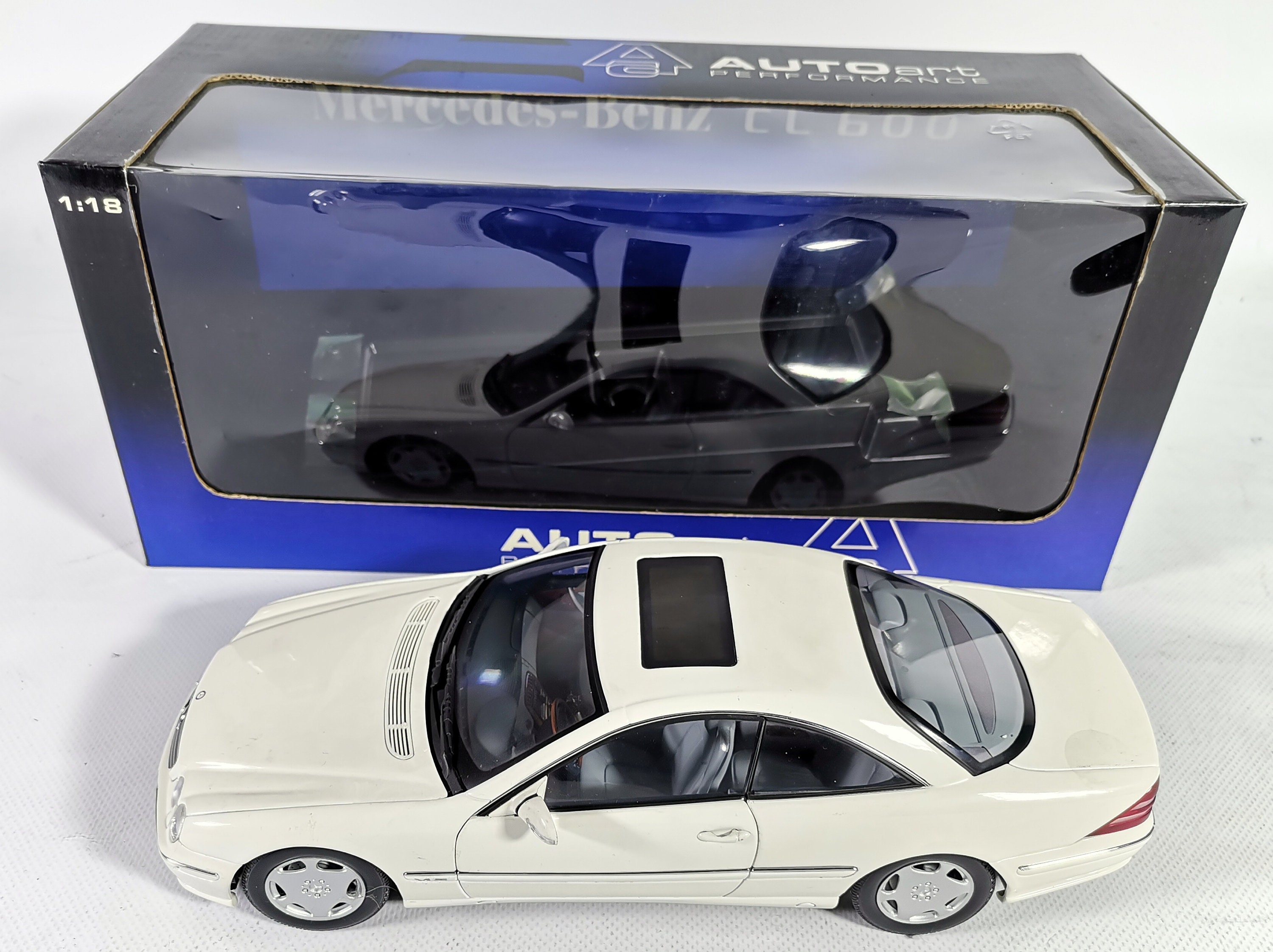 ② Miniature Mercedes Benz Cl Classe Auto Art 1/18 Collection! — Voitures  miniatures