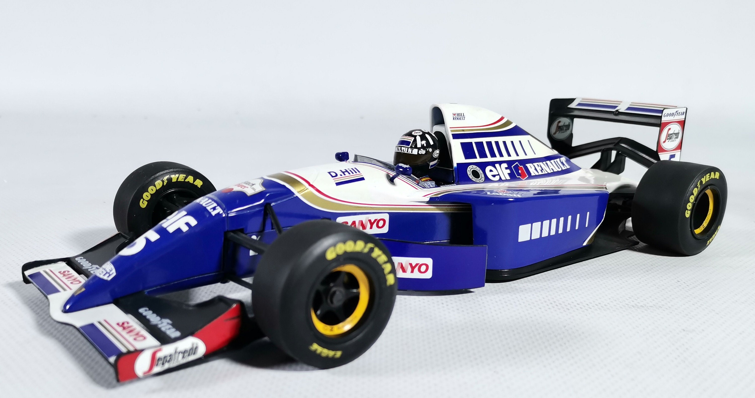 Minichamps 1:18 HH。フレンツェンウィリアムズFW​​19