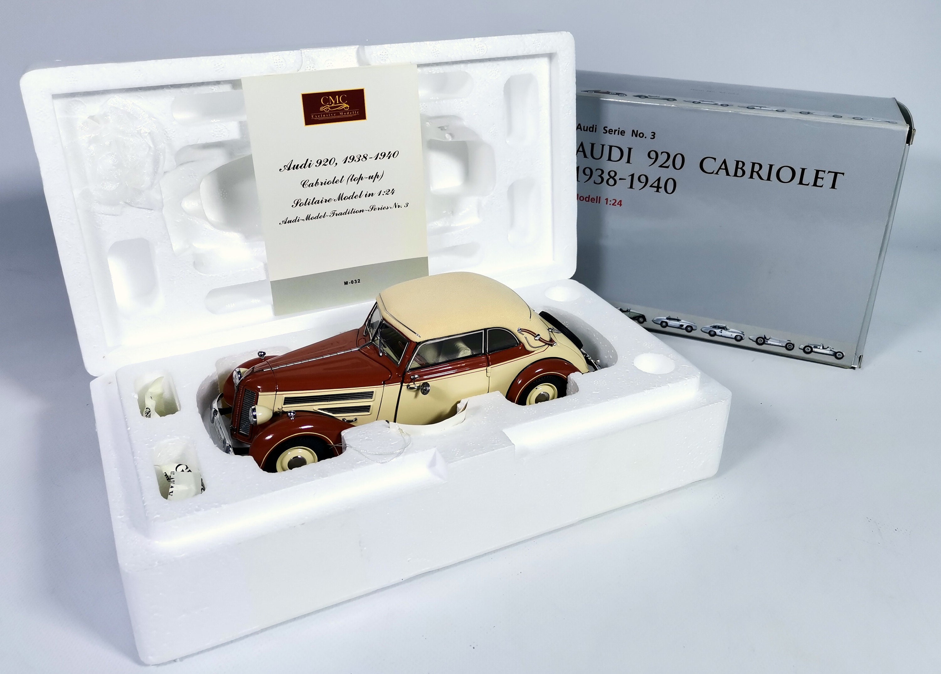 ダイキャストモデルカー 1:24 スケール CMC 1938 - 1940