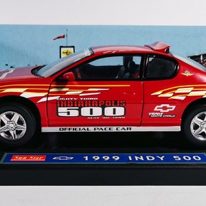 サンスター 1/18 2000 シボレー モンテカルロ SS 1999 インディアナポリス 500 ペースカー