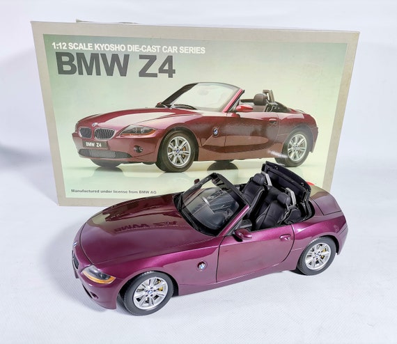 BMW Z4　ミニカー Amazon | トミカ50周年 ヒストリーセレクション2020 Vol.6 BMW