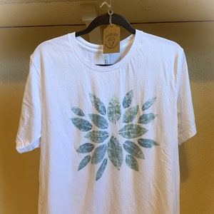 Camiseta con estampado índigo - Adulto XL, Bella Canvas, 100% algodón. Ecoimpresión, Tatakizome, índigo japonés