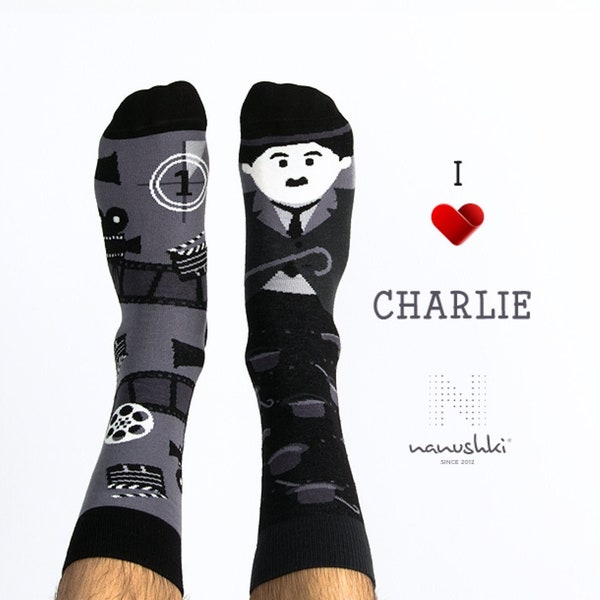 Charlie Socken von Nanushki| Charlie Chaplin  Design | Coole Socken| Celebrities Themensocken Berühmtheiten| Geschenk für Schauspieler