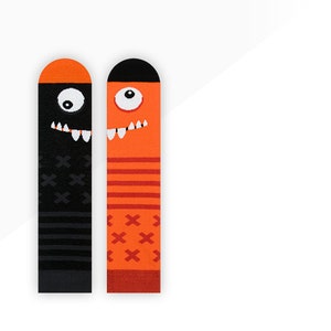 Coole Monster Socken für Kinder von Nanushki Verrückte Socken Lustige Socken Kinder Socken Witziges Geschenk Monster Socken Bild 3