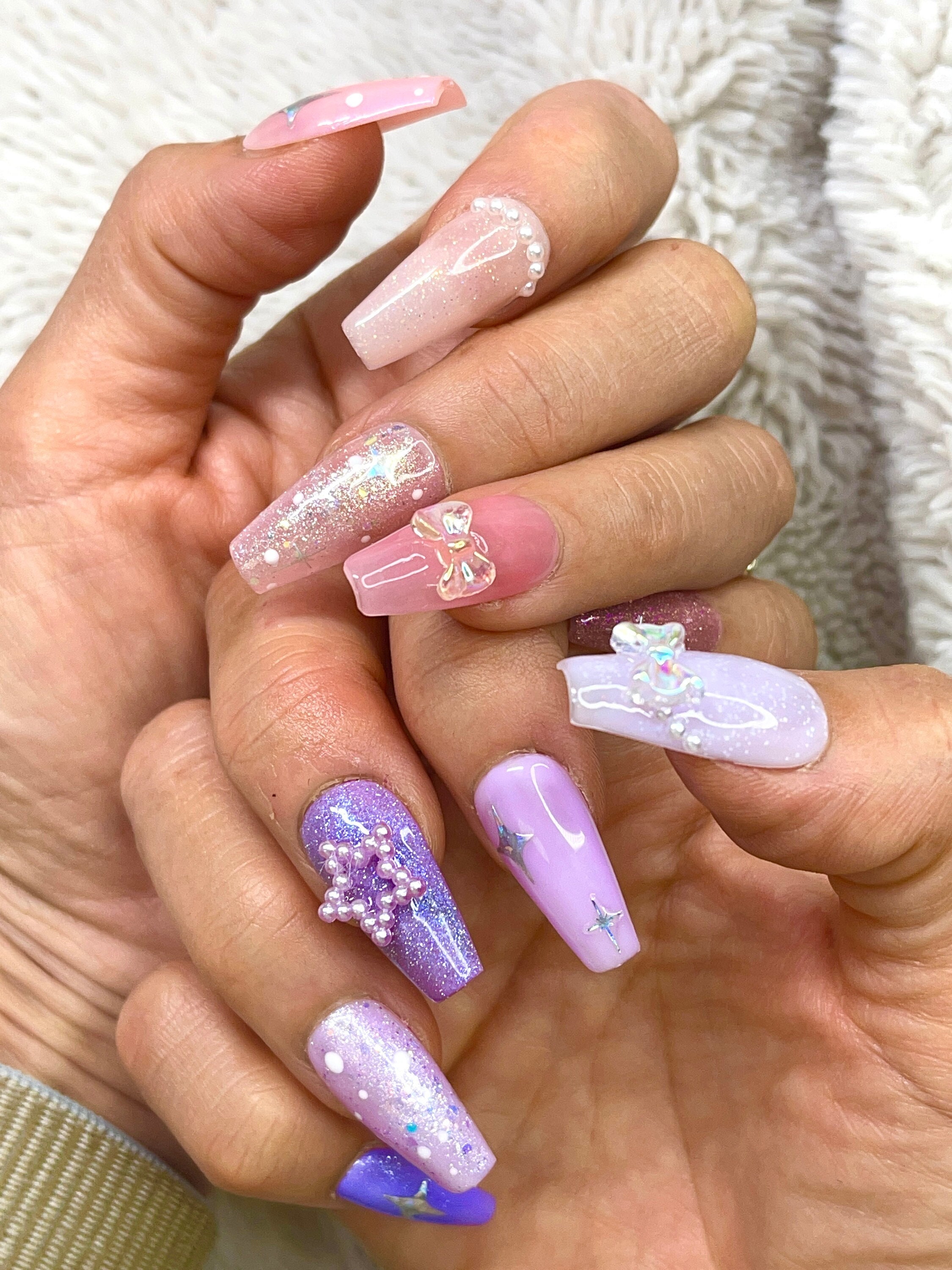 Its My Choice. Pastel Nails With Charms. Luxury Hand Made Press on Nails.  Pastel Pink and Purple Nails With Pearl Charms With Star Decals . 