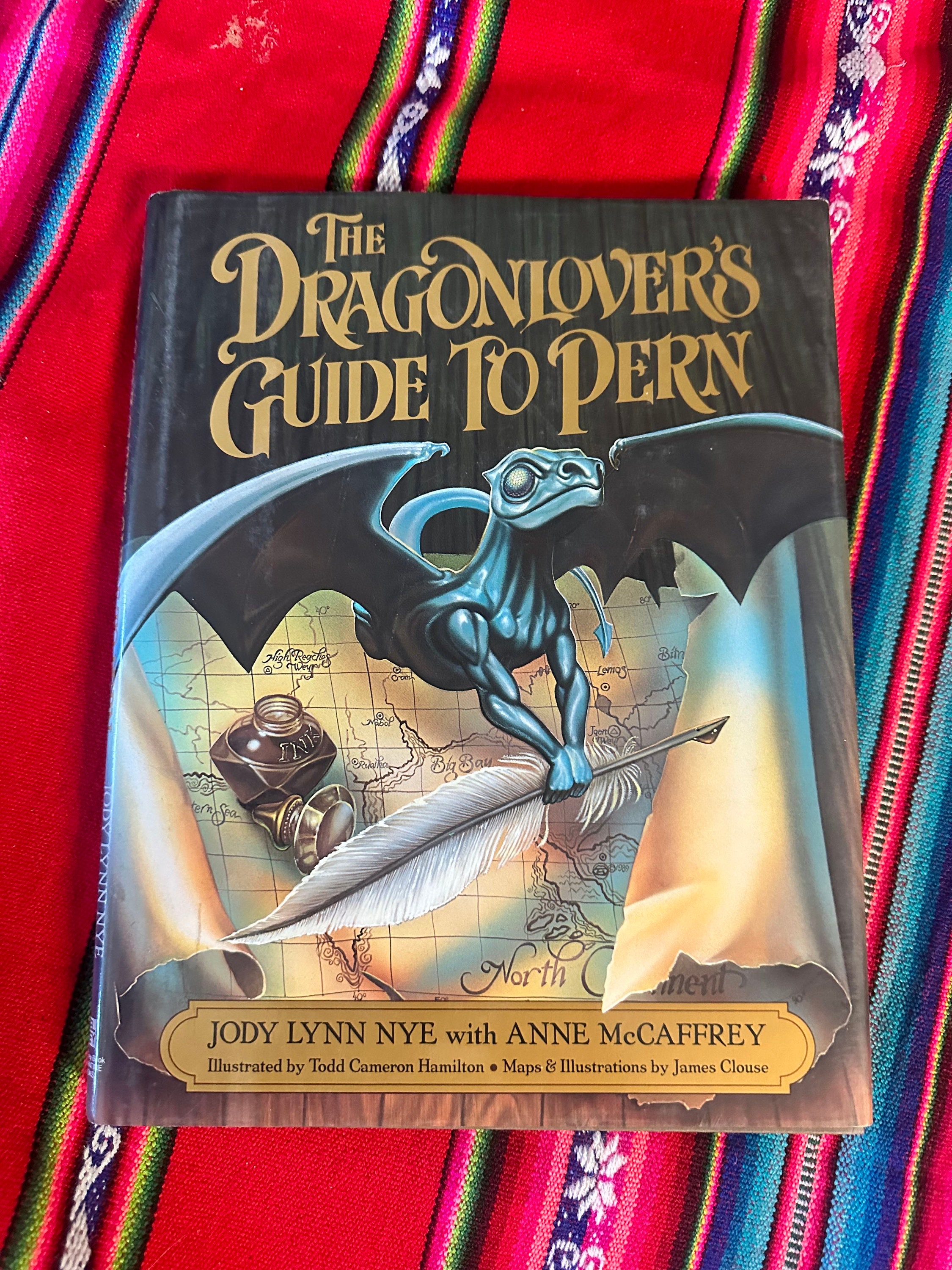 RARE VINTAGE the Dragonlover's Guide to Pern by Jody Lynne Nye