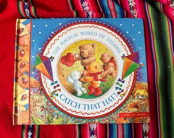RARE VINTAGE Catch That Hat -The Magical World of Teddies Pop-up Book 2002