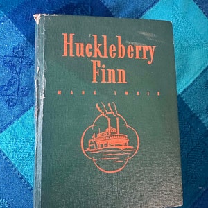 RARE VINTAGE Huckleberry Finn - Mark Twain 1941 Edition