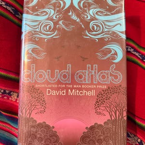 RARE VINTAGE cloud atlas David Mitchell Ist U.K. Edition 8th Printing 2004 HCDJ