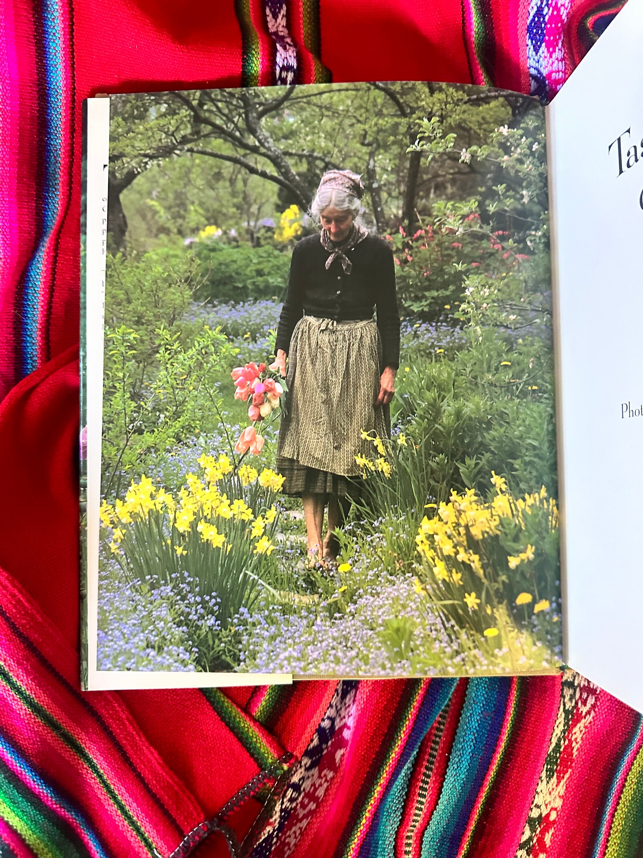 RARE VINTAGE Tasha Tudor's Garden Tovah Martin Richard W. Brown