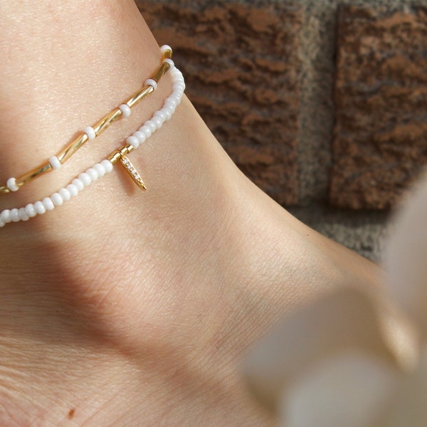 White and Gold Boh Anklet with 14k Gold plated - Beach Anklet for Women - Womens Boho Ethno Ankle Bracelet - Festival Jewelry - Waterproof