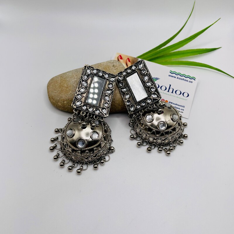 Grey - Saanjh Bela Stone Oxidised Jhumka Earrings