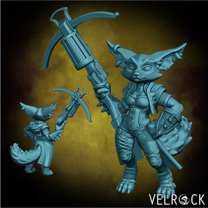 Female Fox Hunter Mini - Velrock Art Miniatures - 3D Printed 28mm Scale - RPG Fantasy Wargame Tabletop Gaming - Vulpine Fighter Beastmaster