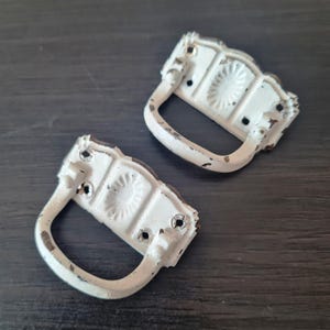 2 Shabby Chic White Dresser Drawer Pull Handle, Kitchen Cabinet Knob, Antique French Country Farmhouse Style Restoration Hardware