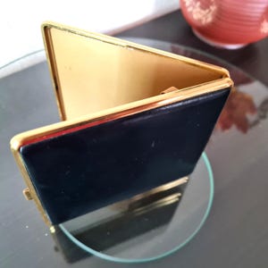 Estuche para cigarrillos delgado, estuche de cuero negro, latón dorado, estilo art déco vintage de los años 50, Alemania, billetera rígida, portamonedas de bolsillo, tarjetero