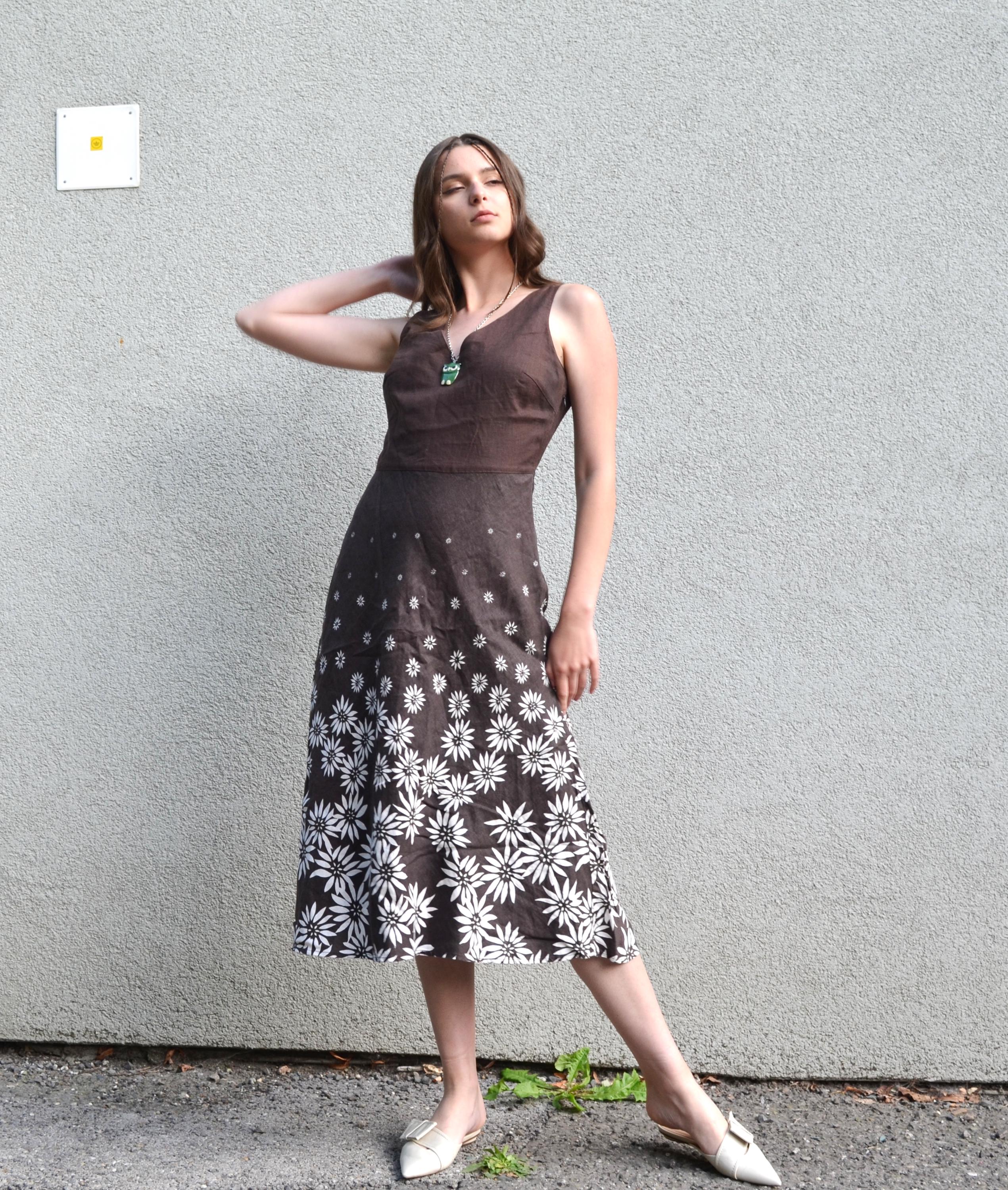 Laura Ashley Robe d'été 100 lin à col en V, Robe midi sans