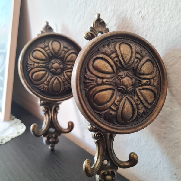 Round interior dummy Door Handle knob with hooks, Ornate Baroque Brass Hat or coat wall rack, Curtain Holdback Tie Backs Decorative Hook