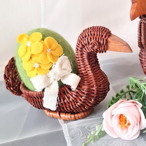 Wicker Duck Basket, Woven bowl, Decorative Bird Indoor Planter, Farmhouse French Country Wicker Kitchen Decor, Duck Lover Gift