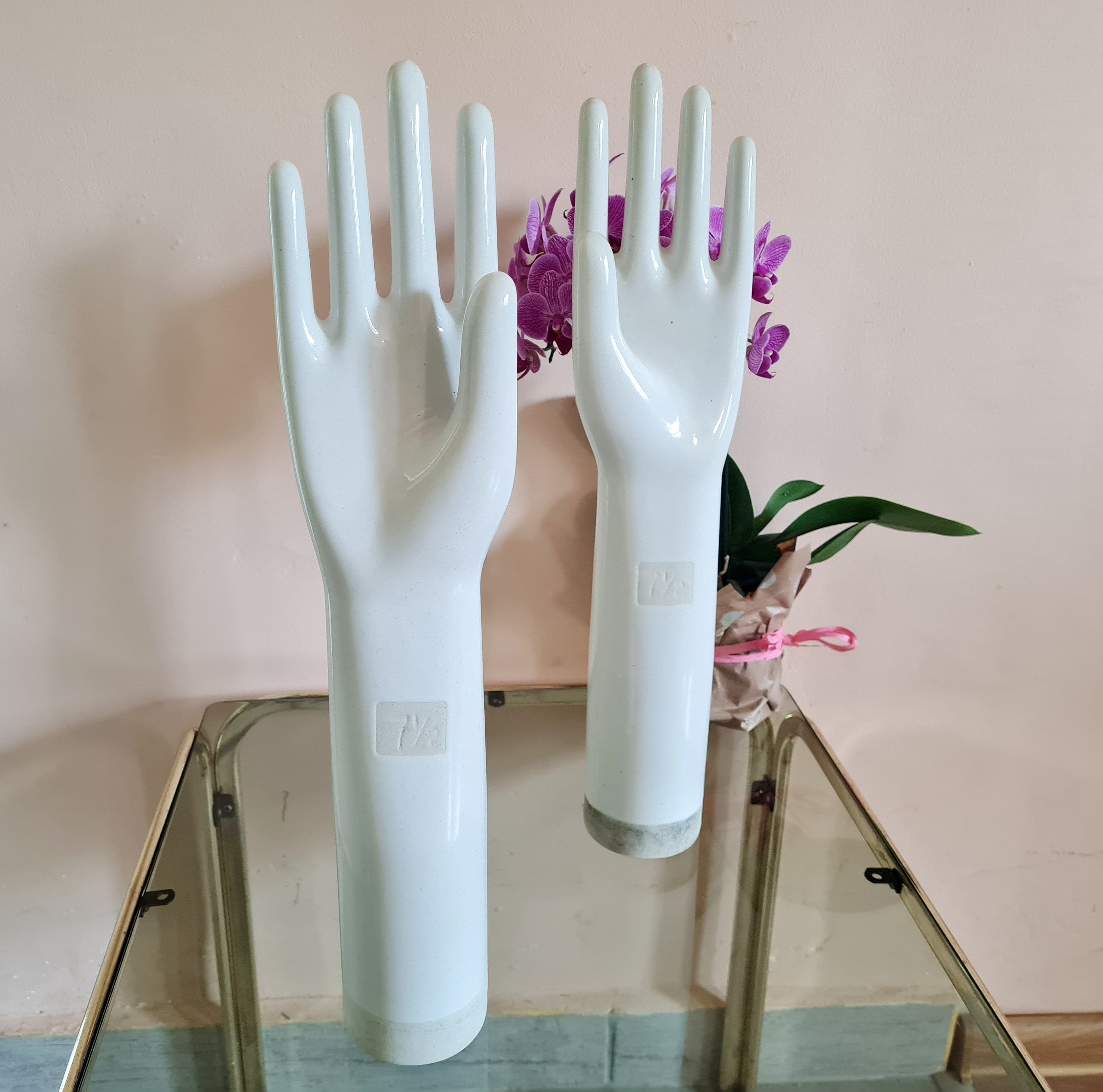 Decorative Wooden Hand Glove Mold – Antiquities Warehouse