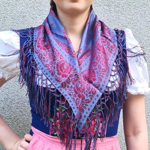 Red Purple Floral Silk Jacquard Dirndl Scarf, 2 Sided Damask Square Shawl with Fringe, Traditional Trachten Accessory, DAMASK SILK TRACHTEN