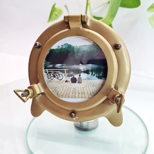 Vintage Messing Bullauge Bilderrahmen, Wasserboot Strand Haus Dekor, Küsten Wohnakzent, runder maritimer Bilderrahmen, Kreuzfahrt Liebhaber Geschenk