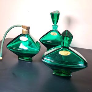 Art Deco Emerald Green Glass Vanity Set Pompadour Austria, Dressing Table Crystal Glass Powder Jewelry Box, Perfume Bottle