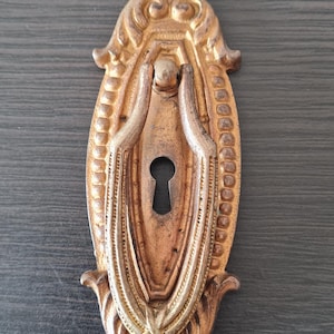 Antique Drawer Drop Pull Handle with Plate & Keyhole Cover Escutcheon, Lock Cover Victorian Brass Key Hole, French Cabinet Dresser Hardware