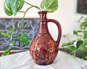 ハンドメイド陶器ピッチャー：ハンドル付き陶器製水差し、30オンス