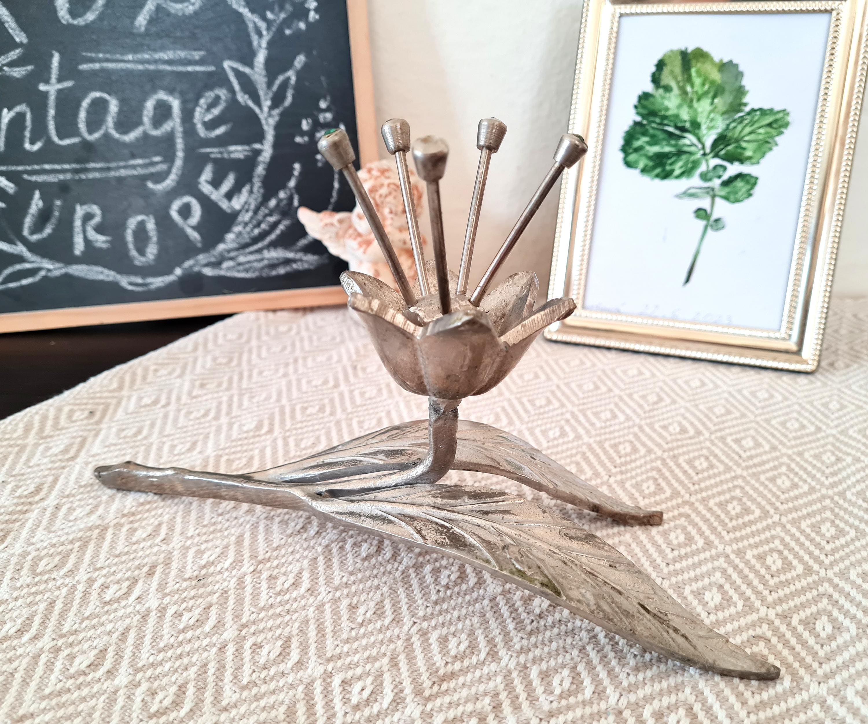Vintage Silver Metal Abstract Flower Sculpture, Ring Holder Lotus Lily Magnolia Figurine, MCM Brass Brutalist Home Decor, Gift for Her Mum
