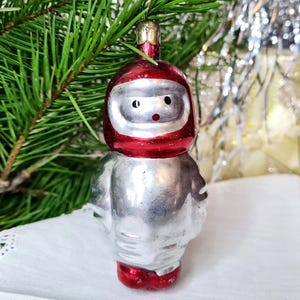 Vintage Astronaut Spaceman Figurine Christmas Ornament Mercury Glass Silver Red, OUTER SPACE Gift Holiday Decor, Xmas Tree Decoration
