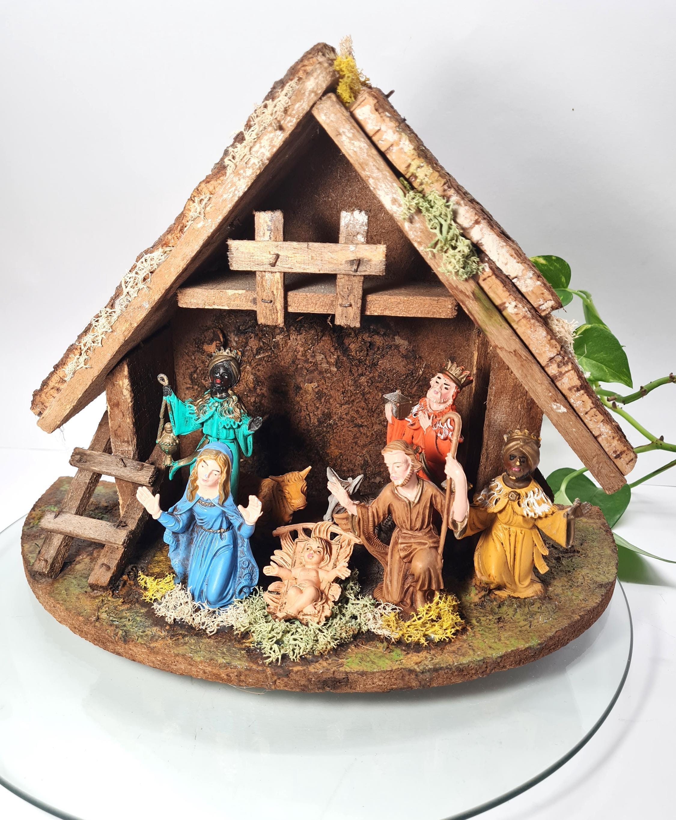 木製キリスト降誕シーンジオラマセット 納屋とフィギュア8体