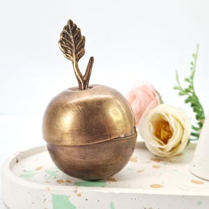 Golden Metal Apple Box, Vintage Brass Berry Fruit Trinket Jewelry Ring Box, Gold Table Decor