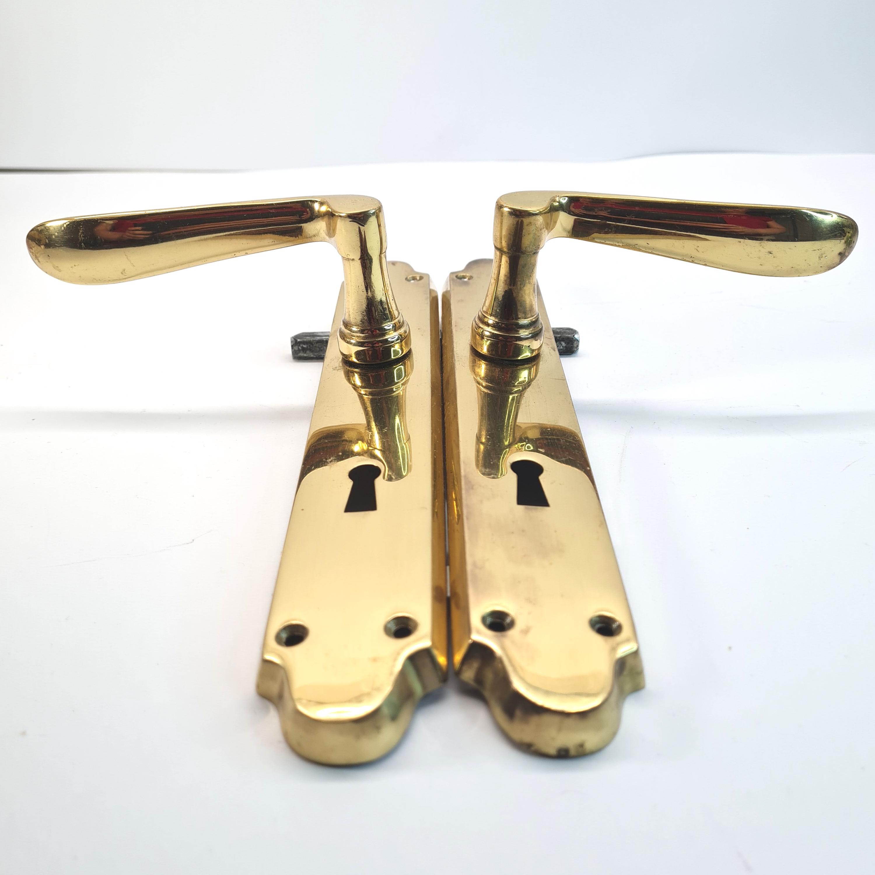 Ferrures De Meuble Anciennes – Style Art Nouveau – Laiton Et Acier – Occasion
