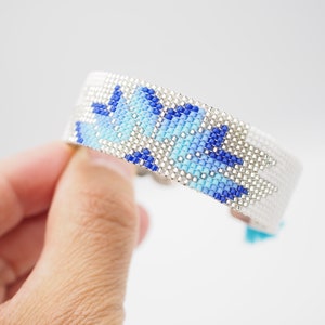 blue beadwoven miyuki bracelet, bohem beads bracelet, miyuki cuff bracelet, seed beaded wristband,  pulseras mujer, women jewelry