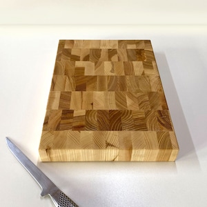 Checkered ash wood kitchen cutting board
