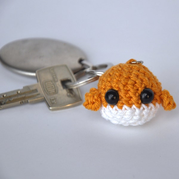 Whale keychain made in crochet