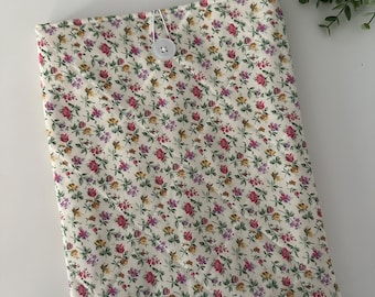 Pochette de livre matelassée à petites fleurs, pochette de livre, couverture de livre, protège-livre, pochette de livre rembourrée, couverture de bible, cadeau pour rat de bibliothèque, Booktok