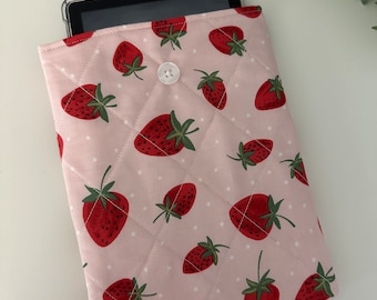 Kindle Pink Strawberry Handmade Quilted Sleeve, Kindle Sleeve, Kindle Pouch, Kindle Cover, Kindle Protection, Kindle Gift, E-Reader Sleeve