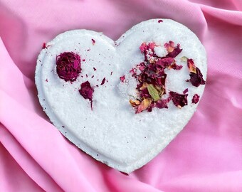 Heart Lavender and Rose bath bombs, essential oils, mother's day gift , Australia handmade.