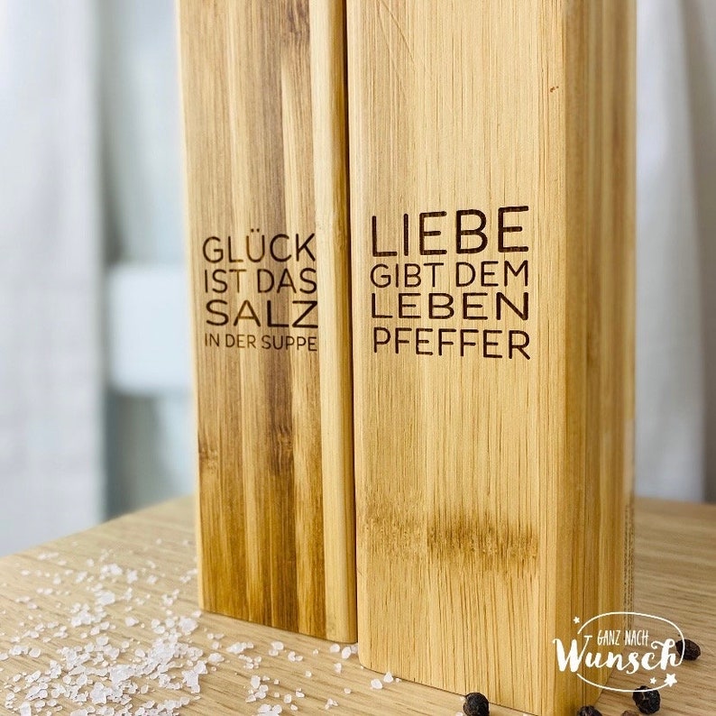 Personalisierte Salz und Pfeffermühle Hochzeitsgeschenk Gewürzmühle Mühle Salzstreuer Pfefferstreuer Geburtstag Bild 3