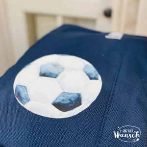 Kulturtasche für Kinder mit Fußball Motiv Urlaubstasche Kulturbeutel Tasche personalisiert Kinderkulturtasche afbeelding 4