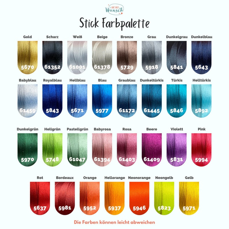 Op de afbeelding: Een kleurenpalet getiteld Stick Farbpalette met rijen borduurgarenstalen in diverse tinten, waaronder goud, zwart, wit, beige, brons, grijs, blauw, groen, roze, paars, rood, oranje en geel, elk voorzien van een numerieke code.