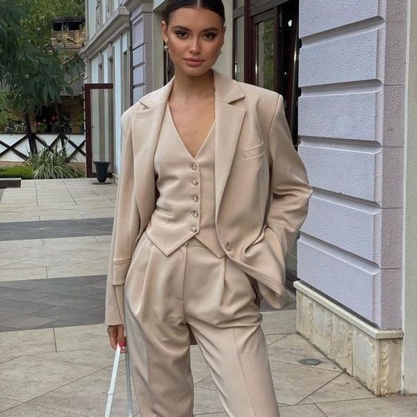 Women Bespoke Designer 3 Piece Cotton Beige Pantsuit Single Breasted Notch Lapel High Waist Double Pleated Pants Cocktail Attire Formal Wear