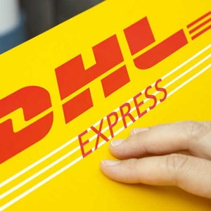 DHL Express-Versand für Eilbestellungen ADDICTEDbepoker Bild 3