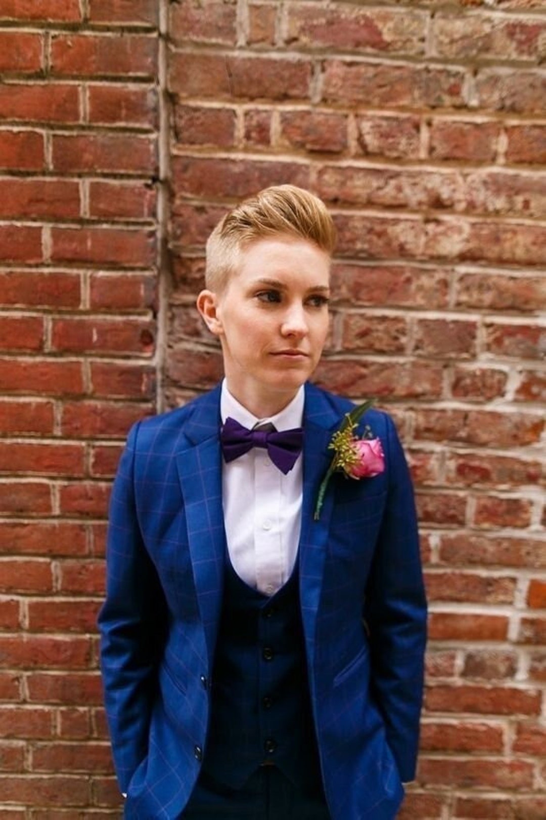 Semi formal top attire for lesbian