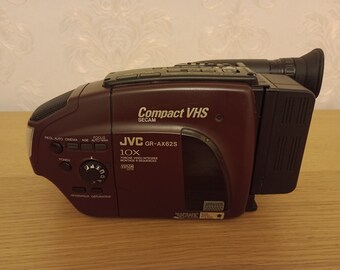 Caméscope JVC GR-AX62S VHS compact. Non testé. Vendu sans chargeur. Avec batterie.