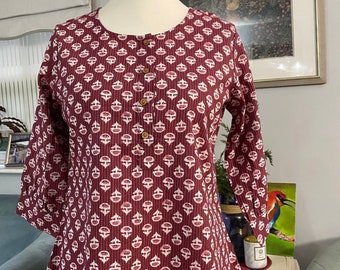 Hand Block Print Tunic-Kurti in Pure Cotton-machine Kantha-small floral Round neck Blouse-casual-Indian Ethnic print-sustainable-Holiday